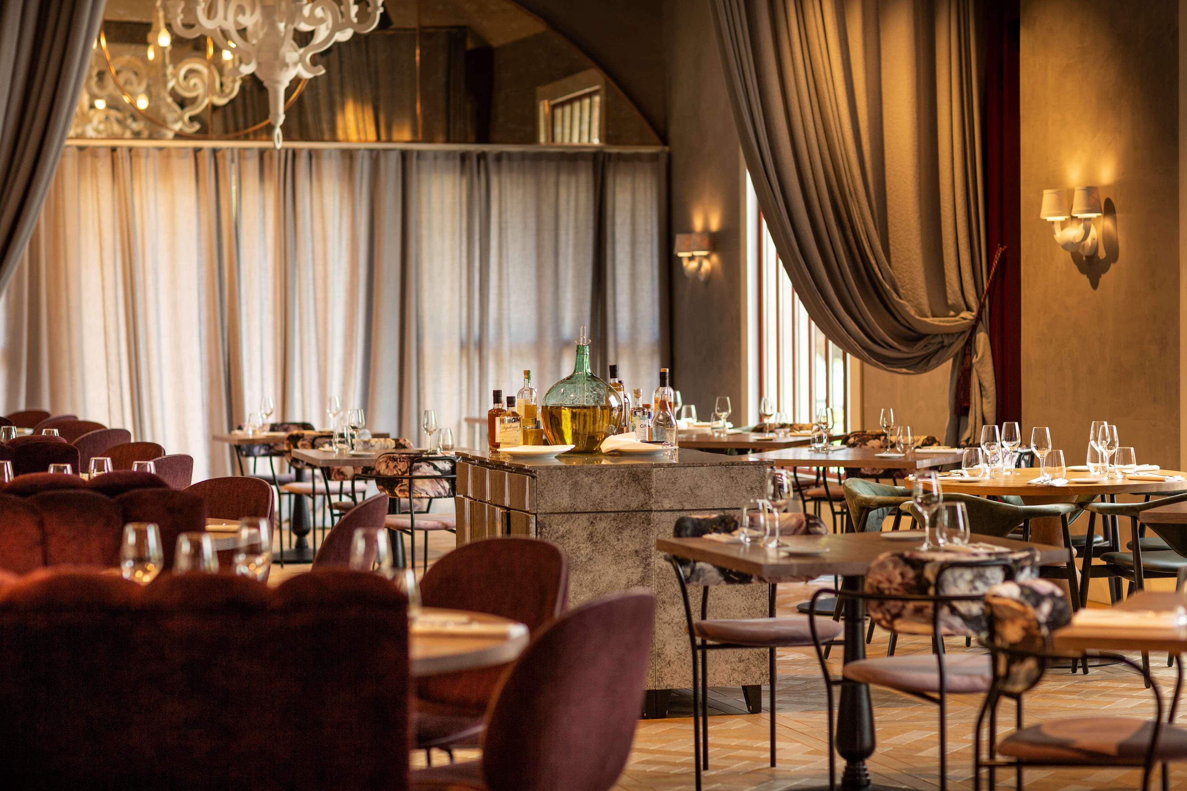 Hyatt Regency Chantilly Vineuil-Saint-Firmin Экстерьер фото